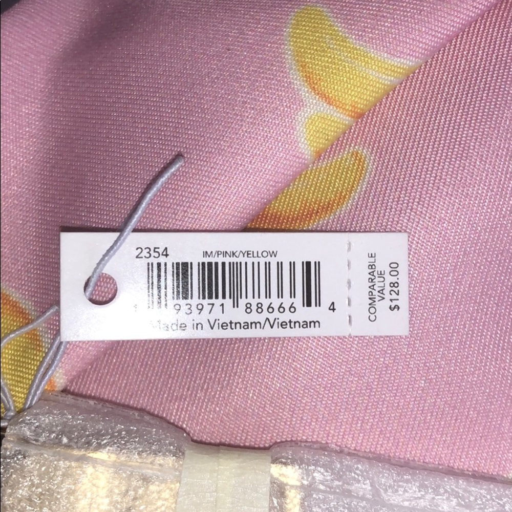 Coach cosmetics bag NWT - Picture 6 of 8